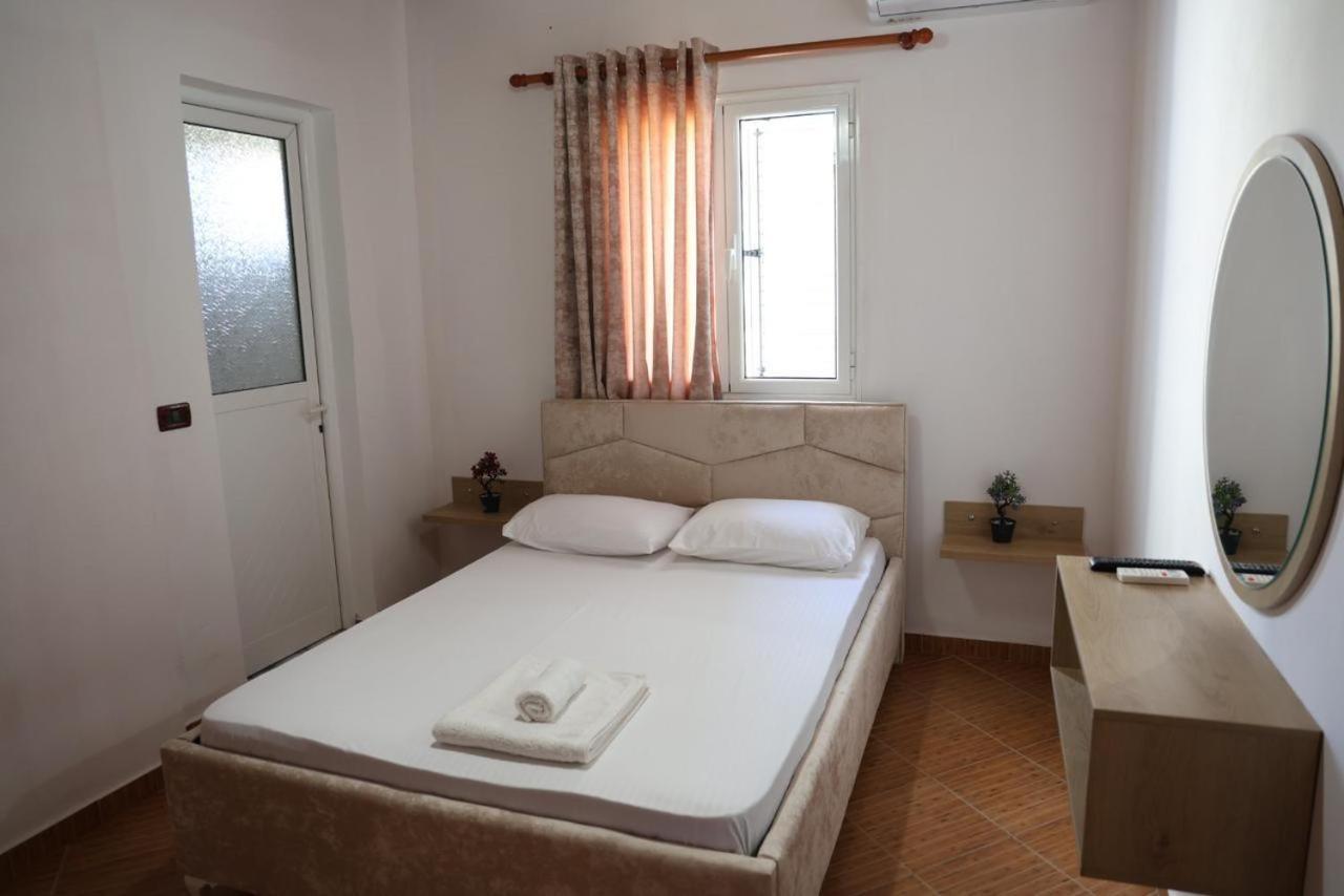 Apartments Villa Luti Stjar Eksteriør billede